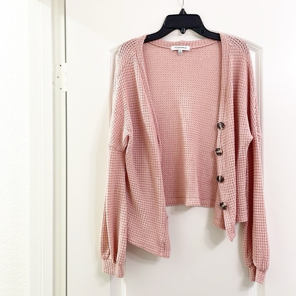Hooked Up pink knit cardigan - Picture 1 of 4